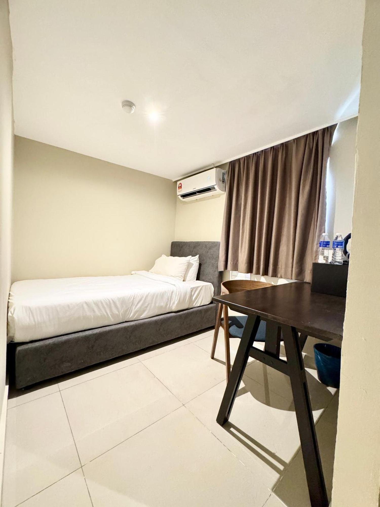Kingston Hotel 6 - Changkat, Bukit Bintang كوالالمبور المظهر الخارجي الصورة
